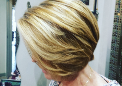 Gorgeous blonde highlights hair color in Dunedin
